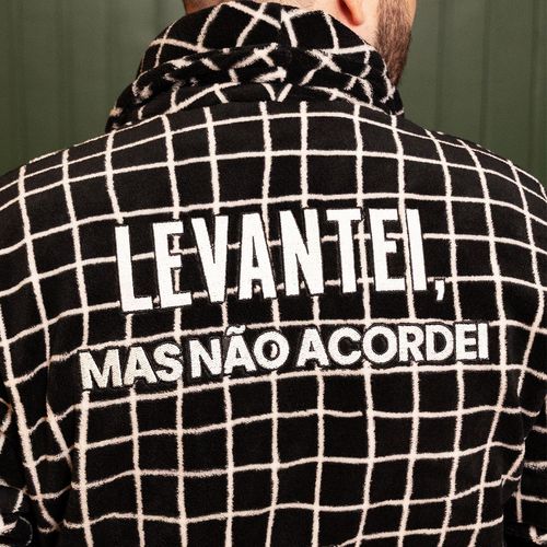 Roupão Quadriculado Não Acordei
