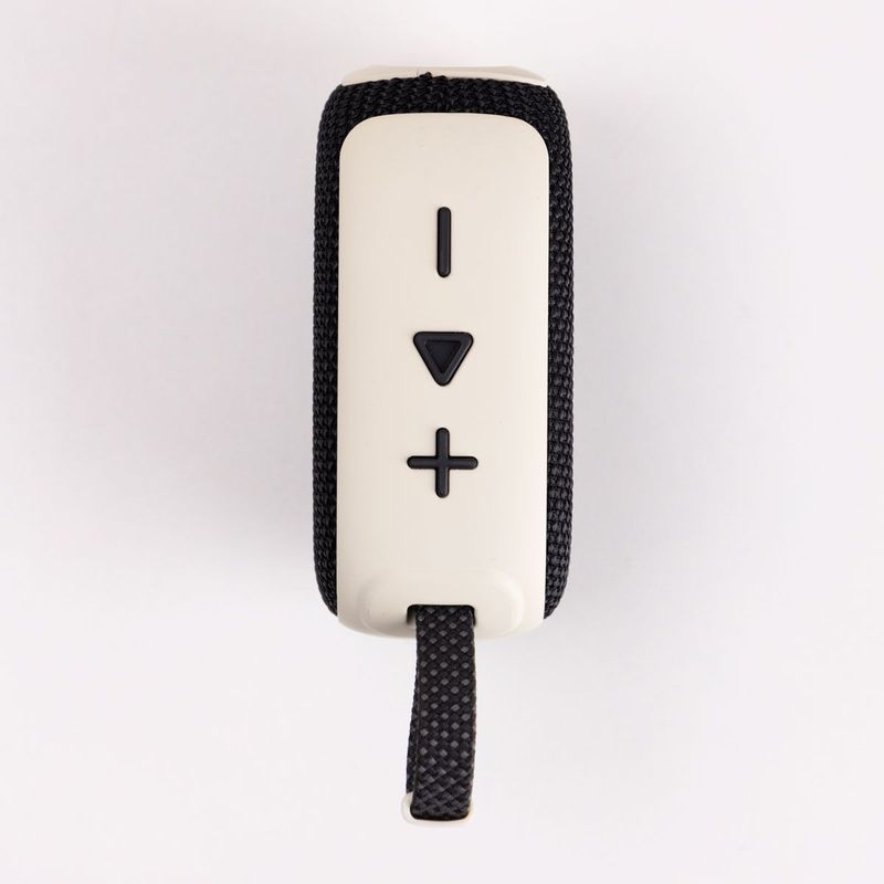 Caixa de Som Portátil Com Alça Off White