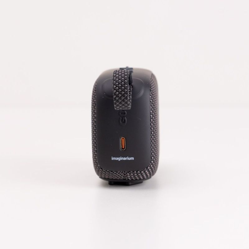 Caixa de Som Portátil Com Alça Preta