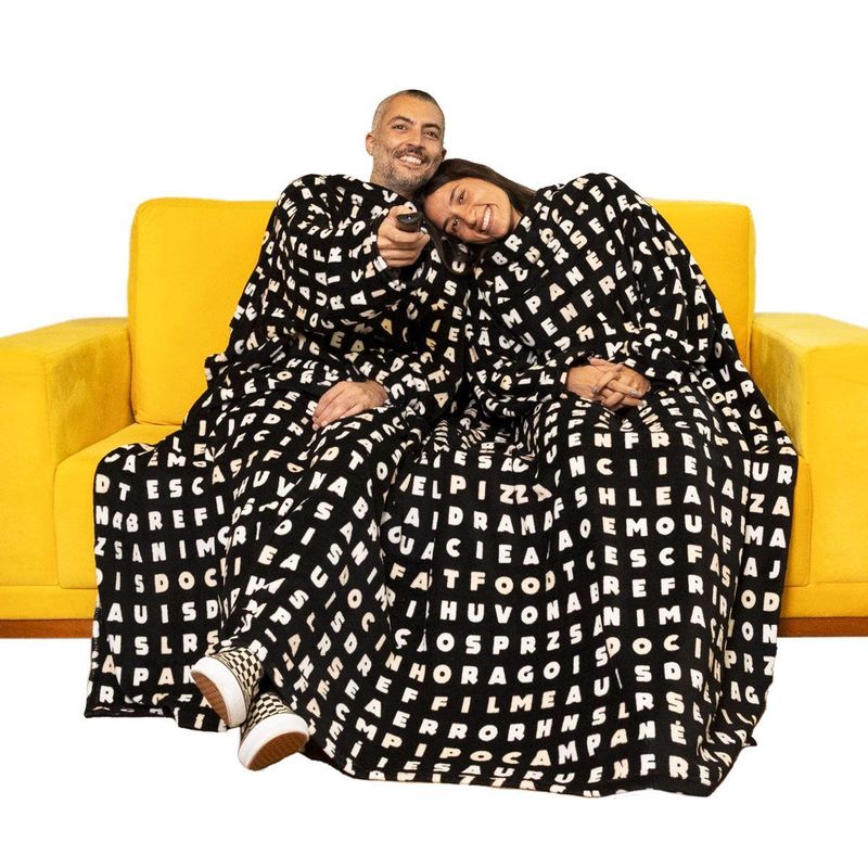 Manta Casal Preta Com Manga Caça Palavras