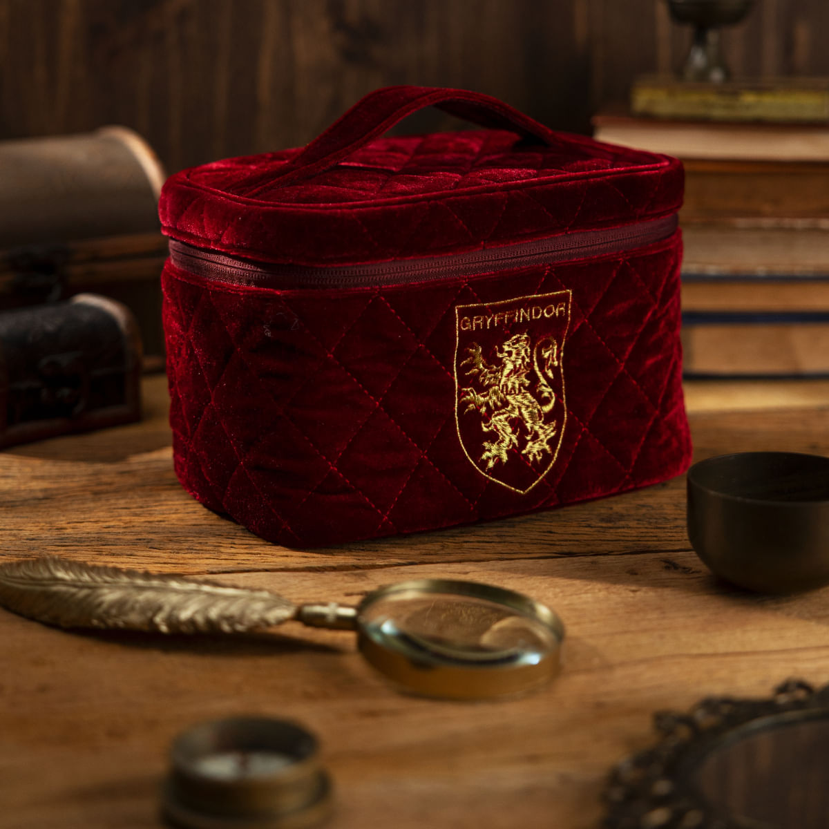 Necessaire Harry Potter Veludo Grifinória - Imaginarium