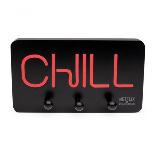 Painel com Led e Ganchos Netflix Chill