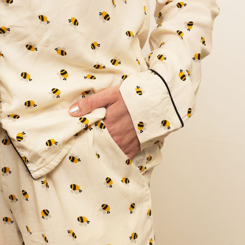 Pijama-Longo-Fem-Abelhas-GG