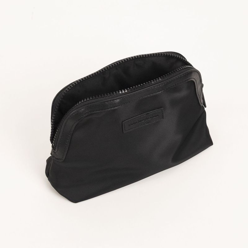 Necessaire-Todo-Dia-Preta