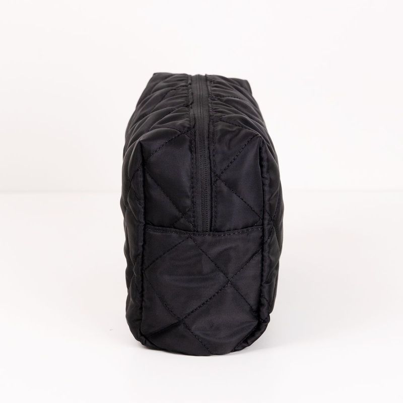 Necessaire-Media-Matelasse-Preta